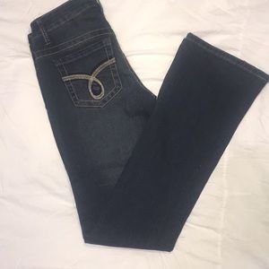 Rue 21 Women’s Jeans. Size Regular 1/2.  Boot cut.